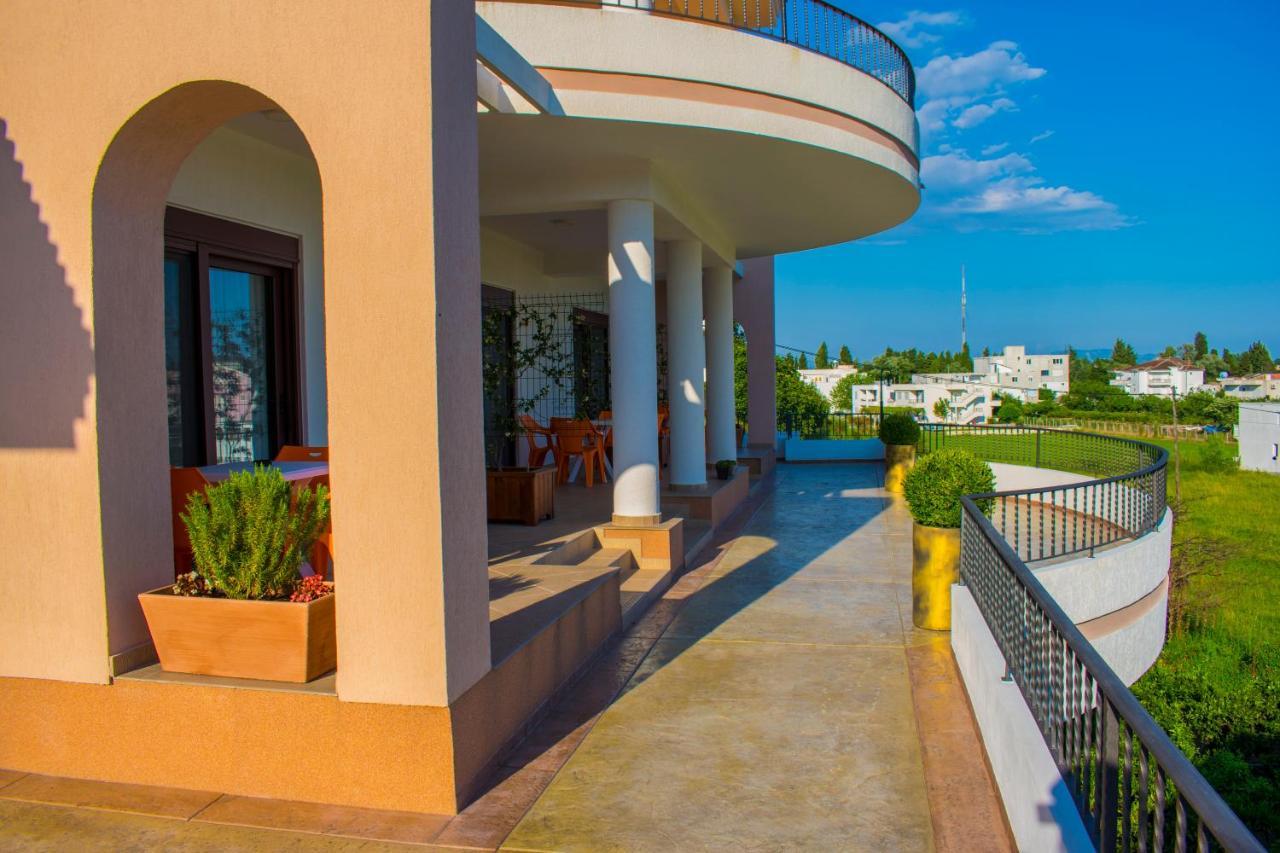 Apartments Kan Ulcinj Kültér fotó